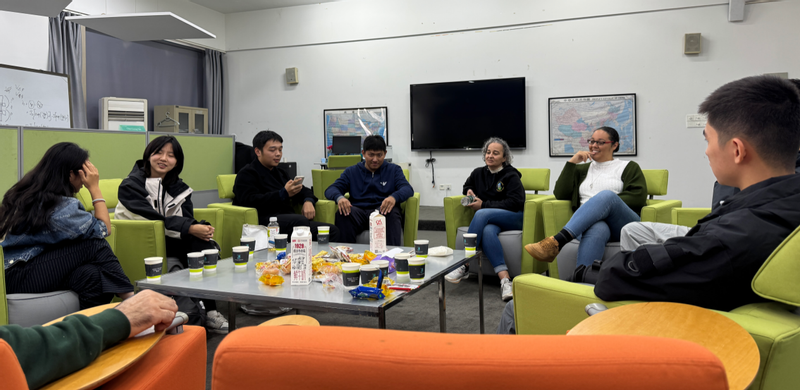 波小柚闲聊咖啡馆 ——“美”好时光